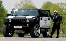   Hummer H2   